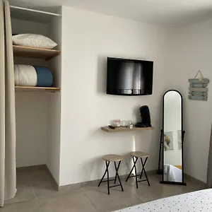 Avec Salle De Bain Privee Dans Avec Garage Bed & Breakfast